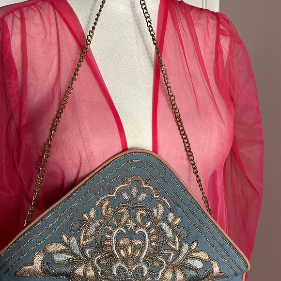 Beaded Floral Golden Clutch Purse with strap - Picture 12 of 12